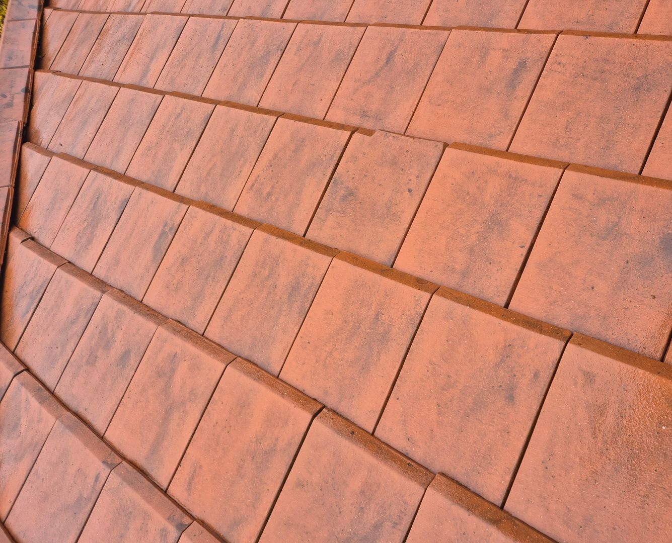 Quand faut-il rénover sa toiture ?